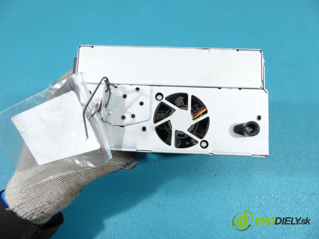 Volvo S60 II 10-18 2.0D 163 HP automatic 120 kW 1984 cm3  RADIO 31326224 (Audio zariadenia)