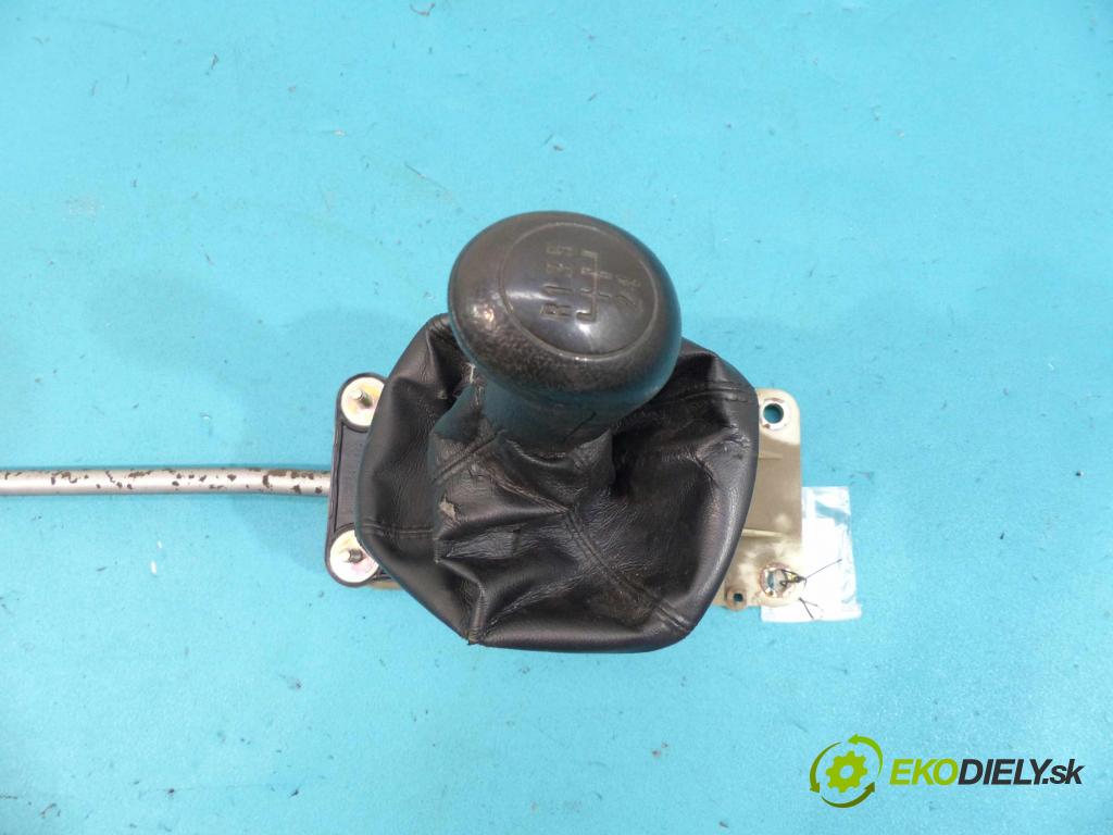 Skoda Octavia I 1996-2010 1.6 8V - 101 HP manual 74 kW 1595 cm3  Kulisa - -  (Rýchlostné páky / kulisy)