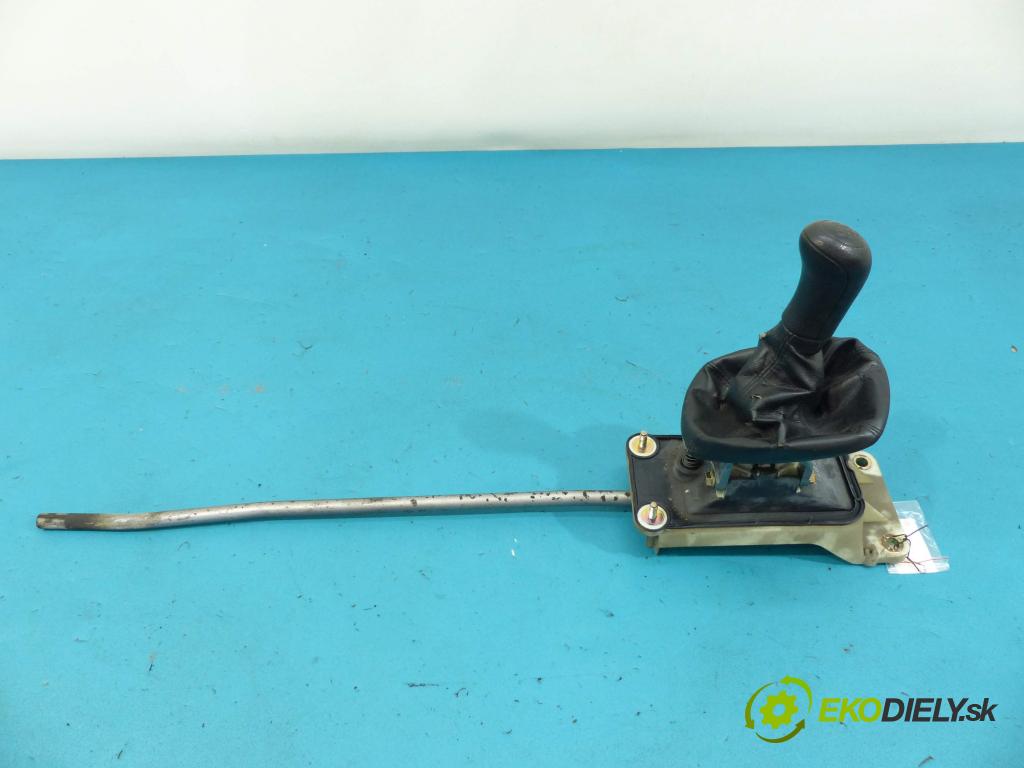 Skoda Octavia I 1996-2010 1.6 8V - 101 HP manual 74 kW 1595 cm3  Kulisa - -  (Rýchlostné páky / kulisy)