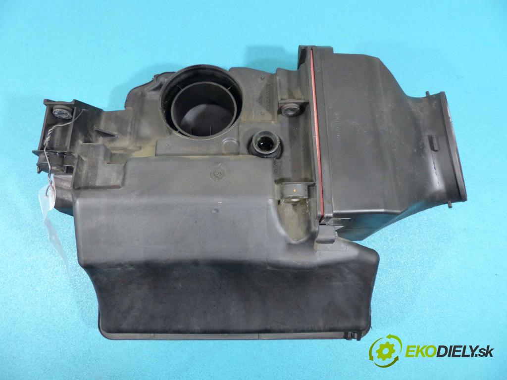 Dacia Duster I 2010-2018 1.6 16V 105 hp manual 77 kW 1598 cm3  obal filtra vzduchu 8200420871 (Kryty filtrů)