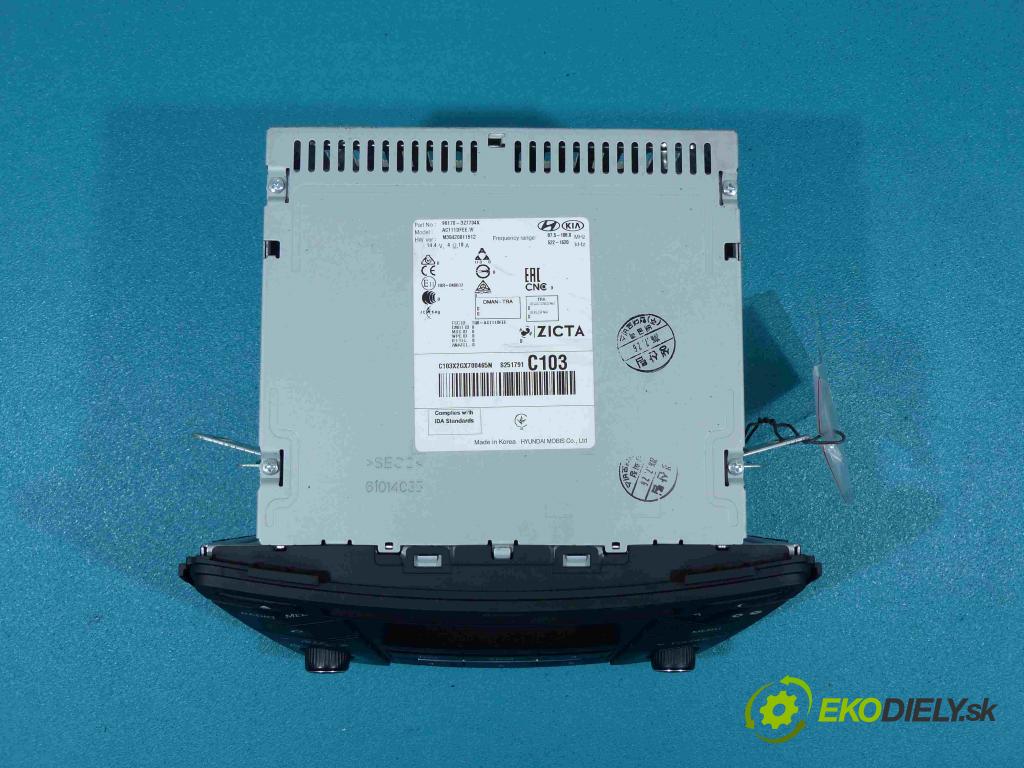 Hyundai I40 1.7 CRDi 141 HP automatic 104 kW 1685 cm3  RADIO 96170-3Z7704X (Audio zariadenia)