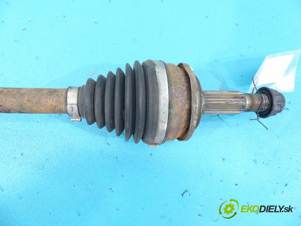 Toyota Corolla E15 2007-2014 1.3 vvt-i 101 HP manual 74 kW 1329 cm3  Poloos ľavá strana  (Poloosy)