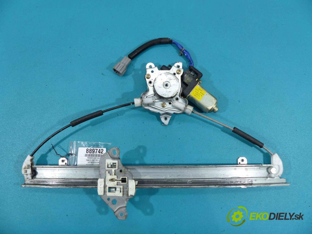 Nissan X-trail I 2001-2007 2.0 16V 140 hp manual 103 kW 1998 cm3  mechanismus přední část levý 807318H300