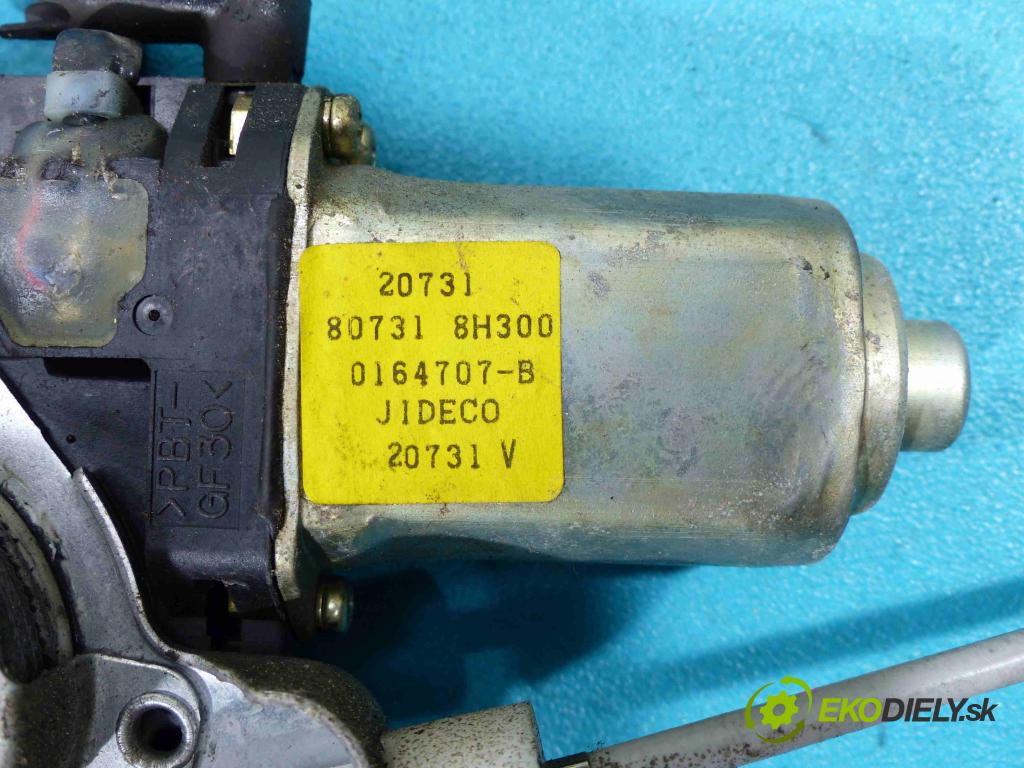 Nissan X-trail I 2001-2007 2.0 16V 140 hp manual 103 kW 1998 cm3  mechanismus přední část levý 807318H300