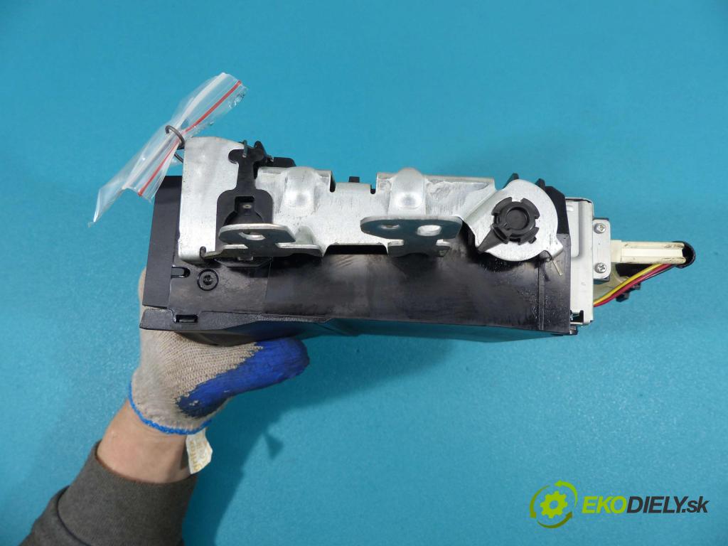 Mercedes ML W164 2005-2011 3.0 cdi 224hp automatic 165 kW 2987 cm3 5- cd A2118705390 (CD meniče)