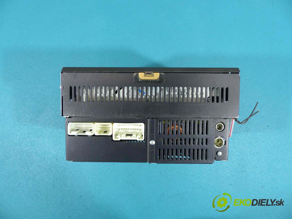 Lexus IS  II 2005-2013 2.2d 177 HP manual 130 kW 2231 cm3  RADIO 86120-53400 (Audio zariadenia)