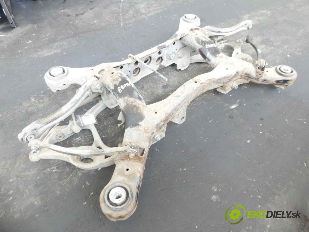 Mercedes ML W164 2005-2011 3.0 CDI 224 hp automatic 165 kW 2987 cm3  zadní část výztuha