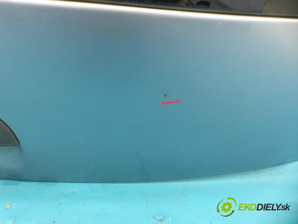 Opel Corsa C 2000-2006 1.2 16V 75 hp manual 55 kW 1199 cm3  zadní část kapota  (Zadní kapoty)