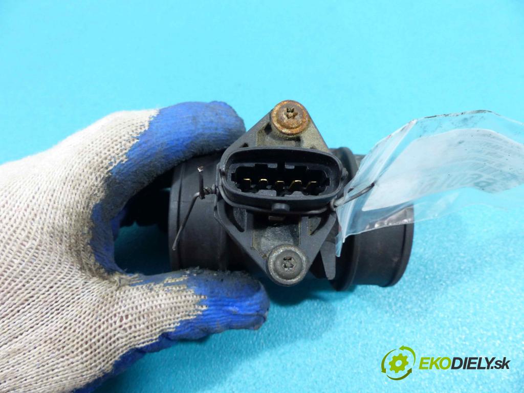 Opel Agila 1.0 12V 58 HP manual 43 kW 973 cm3  Váha vzduchu  (Váhy vzduchu)