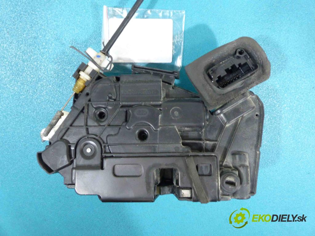 Seat Toledo IV 2012-2018 1.4 TDI 90 hp manual 66 kW 1422 cm3  zámok zadní část pravý 5E0839016