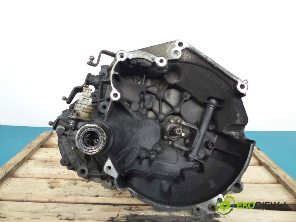 Peugeot 206 1.4 8V - 75 HP manual 55 kW 1360 cm3  Prevodovka - manuálne 20CE89