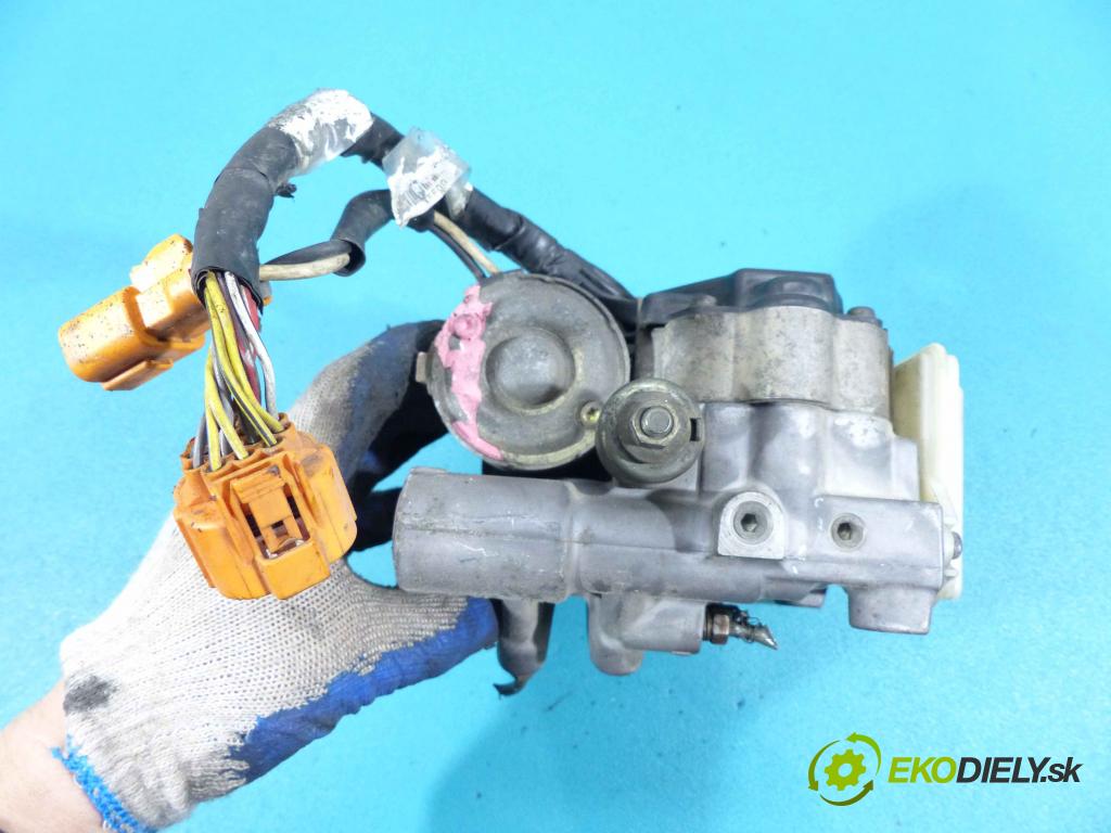 Honda Legend 3.5 V6 205hp automatic 151 kW 3474 cm3 4- Pumpa ABS  (Pumpy ABS)