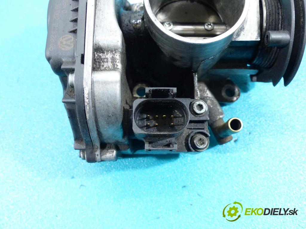 Skoda Felicia 1.6 8V - 75 HP manual 55 kW 1598 cm3  Škrtiaca klapka 030133064D (Škrtiace klapky)