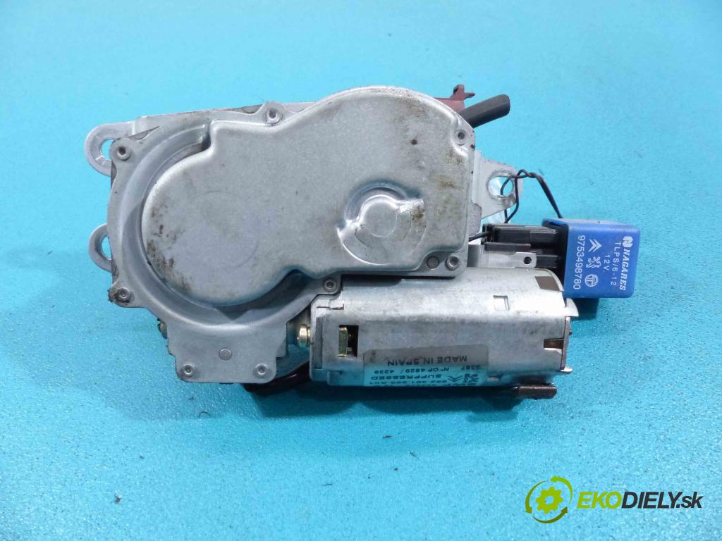 Citroen Xsara 1997-2000 1.8 8V - 90 hp manual 66 kW 1761 cm3  motor stěrače zadní část 962381888