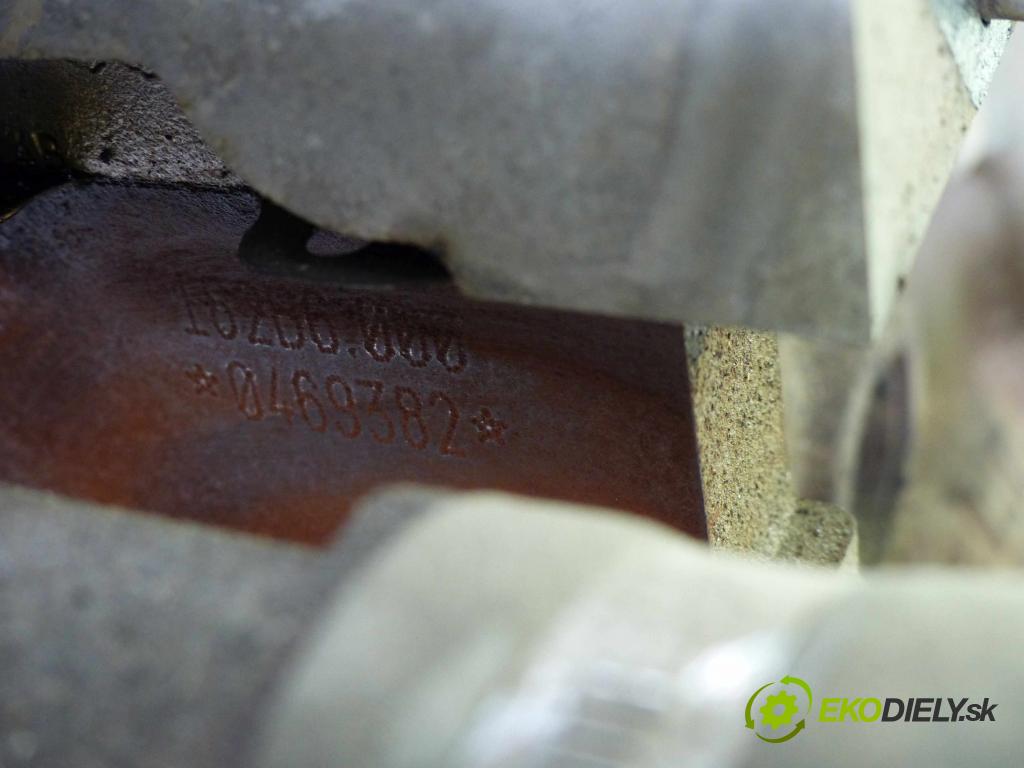 Fiat Stilo 1.6 16v 103 HP manual 76 kW 1596 cm3 5- motor 182B6000