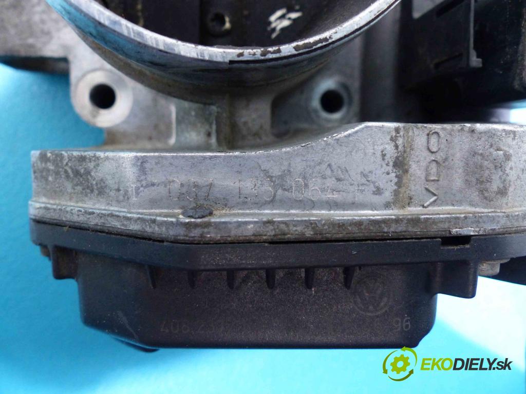 Vw Golf III 1991-1998 2.0 8V - 116 HP manual 85 kW 1984 cm3 5- Škrtiaca klapka 037133064F (Škrtiace klapky)
