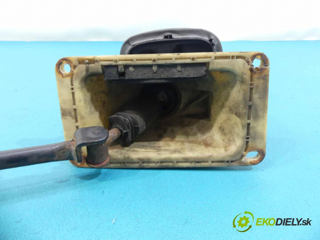 Renault Clio II 1998-2012 1,2.0 8V - 60 hp manual 44 kW 1149 cm3 3- kulisa - - 7700104572-J