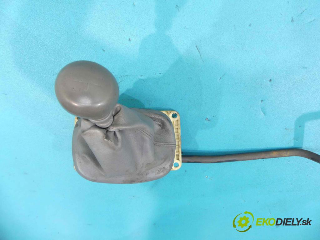 Renault Clio II 1998-2012 1,2.0 8V - 60 hp manual 44 kW 1149 cm3 3- kulisa - - 7700104572-J