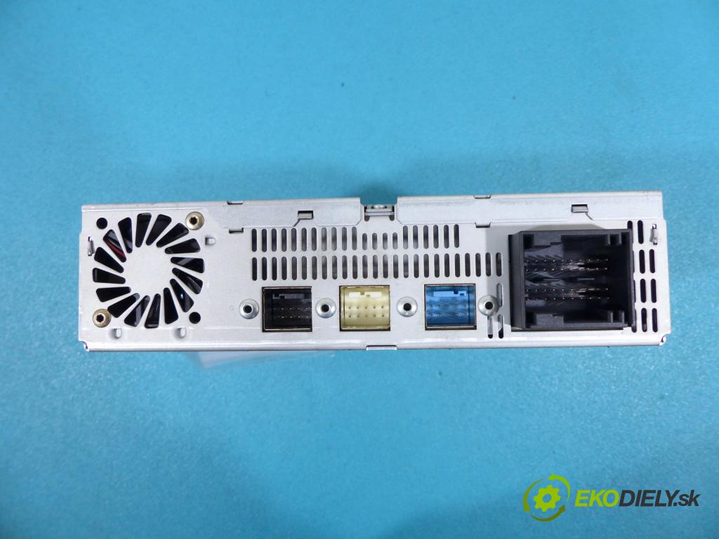 Mercedes GL I X164  2006-2012 slot DVD