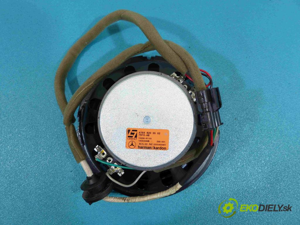 Mercedes GL I X164  2006-2012 5.5 V8 387km automatic 285 kW 5462 cm3 5- subwoofer A1648203502 (Audio zariadenia)