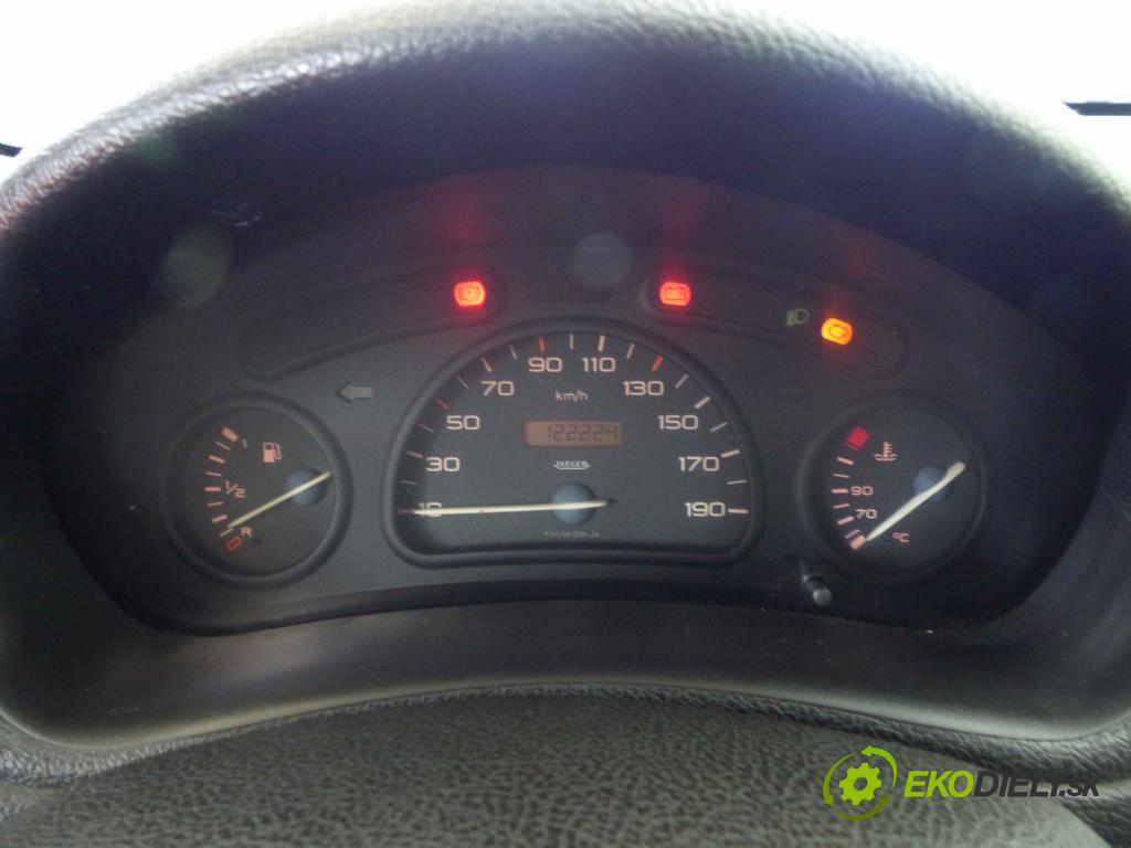 Peugeot 206 1.1 8V - 60 hp manual 44 kW 1124 cm3 5- prístrojovka 9634960980 (Přístrojové desky, displeje)