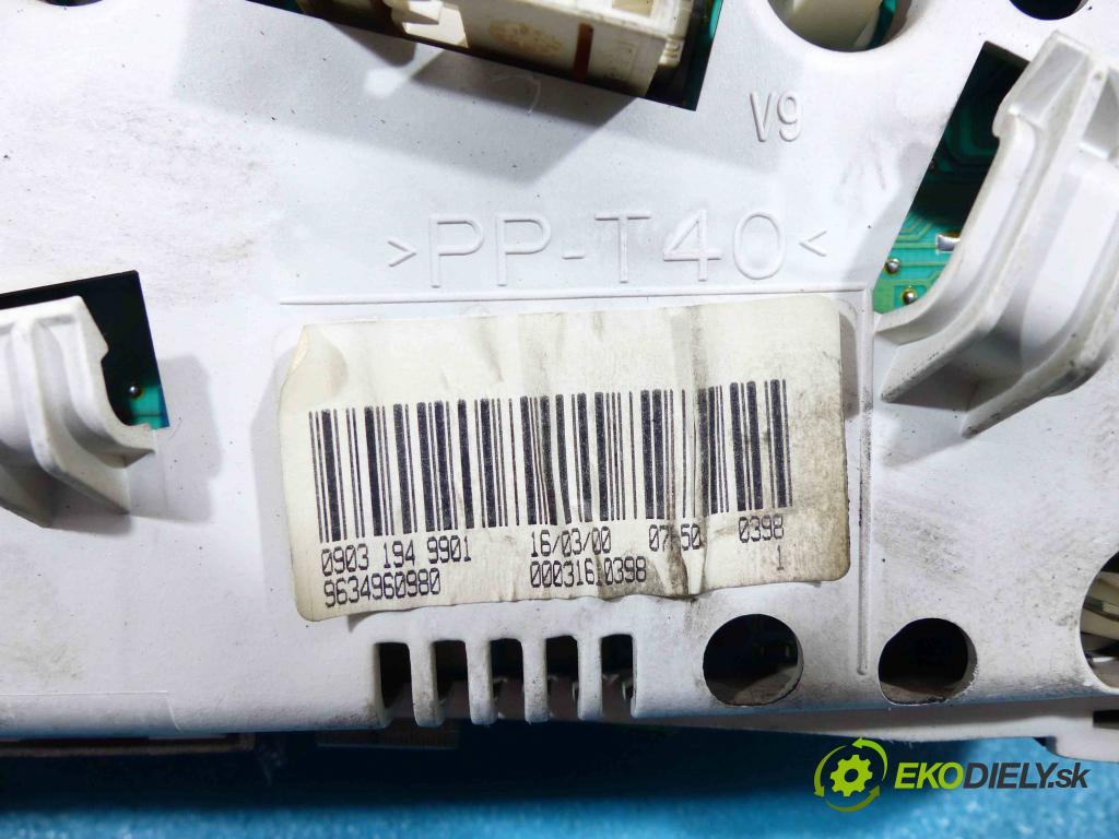 Peugeot 206 1.1 8V - 60 hp manual 44 kW 1124 cm3 5- prístrojovka 9634960980 (Přístrojové desky, displeje)