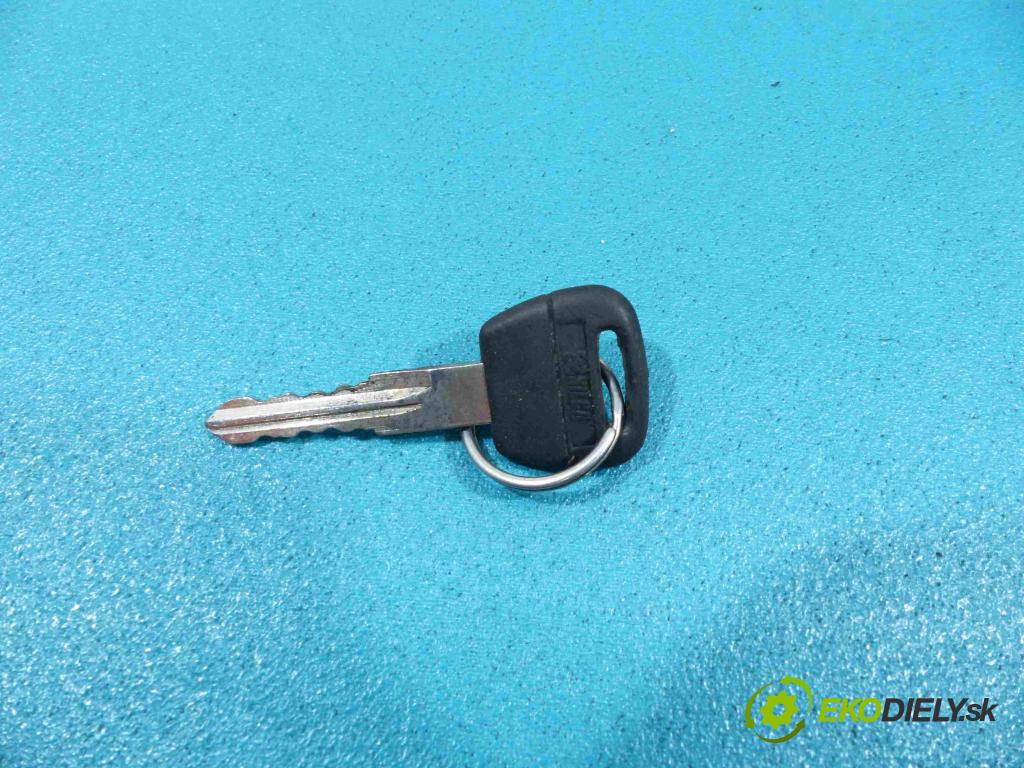 Rover 200 1.6 16V 111km manual 82 kW 1588 cm3 5- spinačka  (Spínacie skrinky a kľúče)