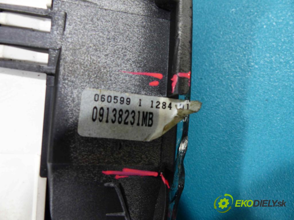 Opel Vectra B 1995-2002 2.0 16V 136 HP manual 100 kW 1998 cm3 5- Prístrojovka 09138231MB (Prístrojové dosky, displeje)