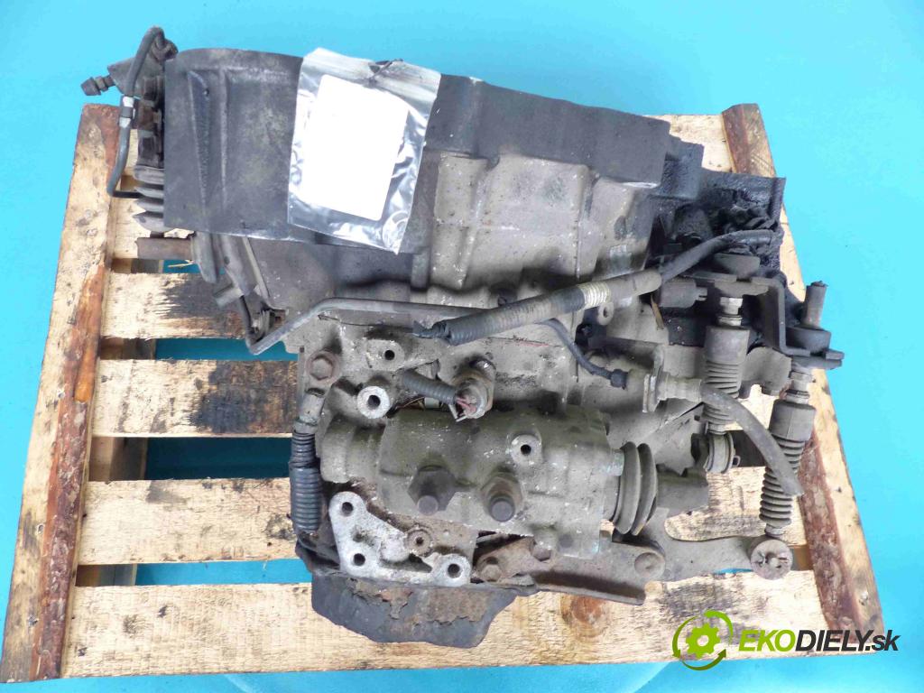 Toyota Avensis I T22 1997-2003 2.0 D4D 110 HP manual 81 kW 1995 cm3 4- stupeň,rýchlosť manual