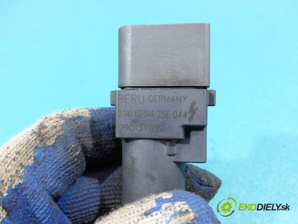 Vw Phaeton 3.2 V6 241km automatic 177 kW 3189 cm3 4- Cievka zapaľovacia 0040102044 (Zapaľovacie cievky, moduly)