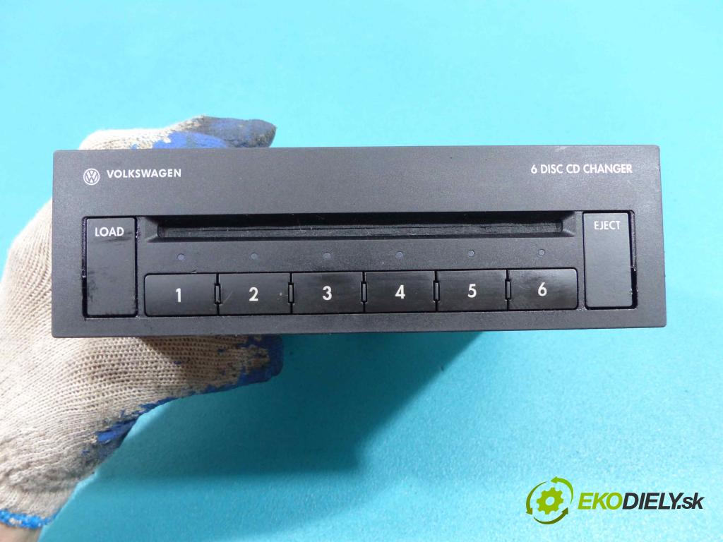 Vw Phaeton 3.2 V6 241km automatic 177 kW 3189 cm3 4- Menič CD 1K0035110 (CD meniče)