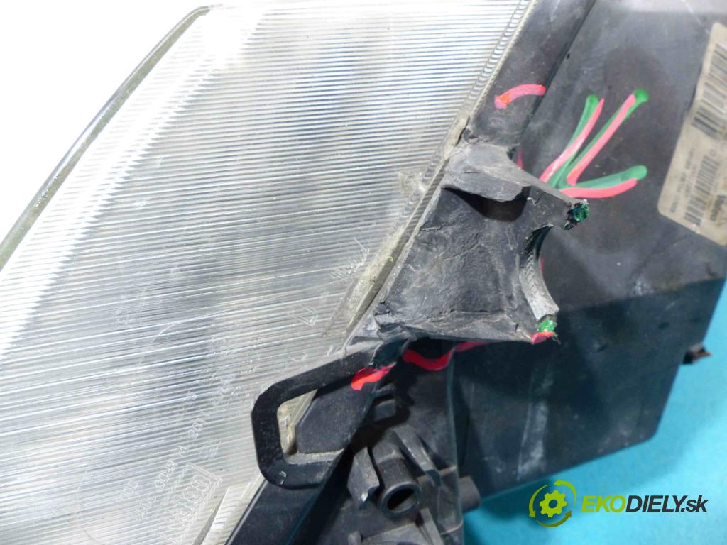 Vw Phaeton 3.2 V6 241KM automatic 177 kW 3189 cm3 4- Reflektor: pravý 3D1941016H (Pravé)