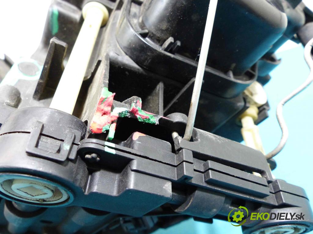 Vw Phaeton 3.2 V6 241KM automatic 177 kW 3189 cm3 4- Reflektor: pravý 3D1941016H (Pravé)