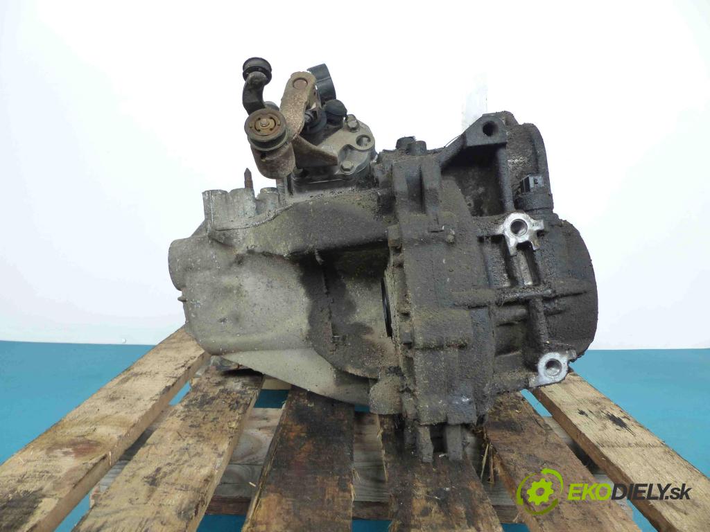 Mitsubishi Carisma 1.8 GDI 125 hp manual 92 kW 1834 cm3 5- manual KF5M421F8A4.WT5605