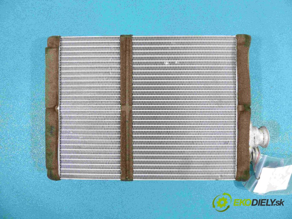 Audi Q5 2008-2016 3.0 tdi 239KM automatic 176 kW 2967 cm3 5- radiator  (Radiátory kúrenia)