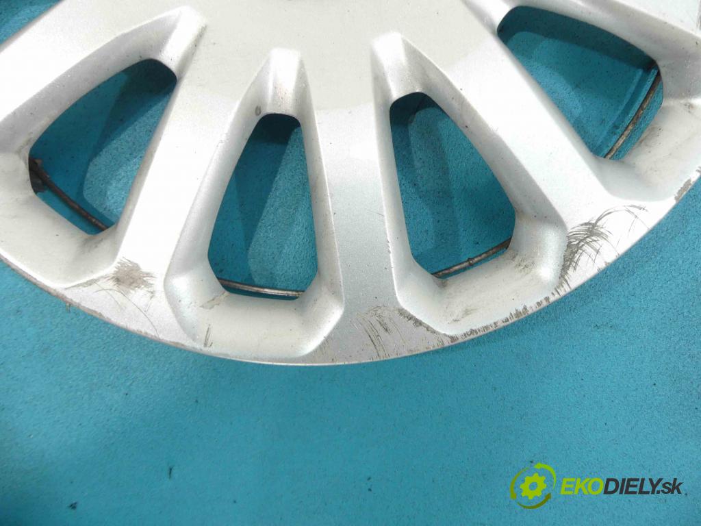 Ford Fiesta Mk7 2008-2017 1.5 TDCI 75 HP manual 55 kW 1499 cm3 3- Puklica  (Puklice)