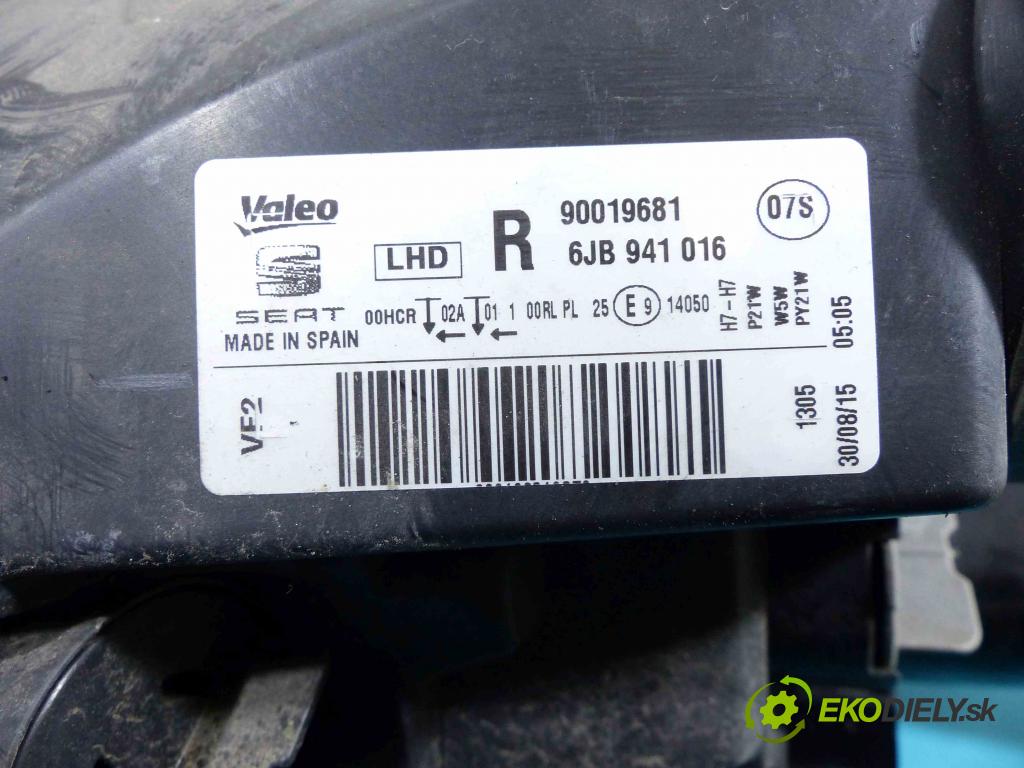 Seat Toledo IV 2012-2018 1.6 TDI 116 HP manual 85 kW 1598 cm3 5- Svetlomet pravy 6JB941016 (Pravé)