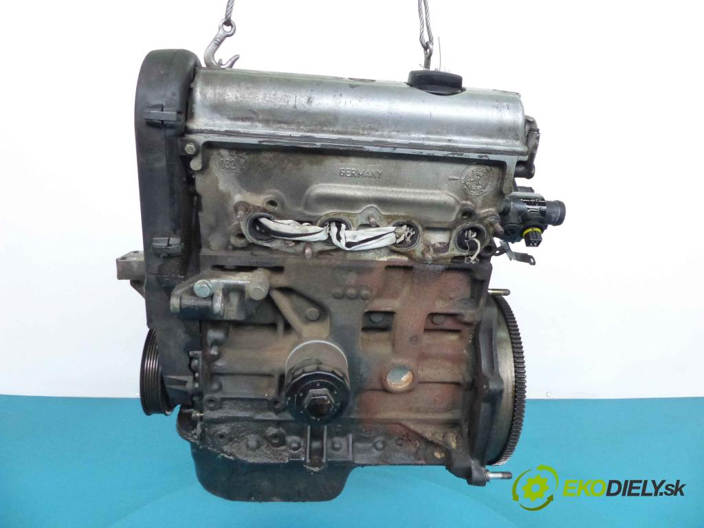 Skoda Felicia 1.6 8V - 75 HP manual 55 kW 1598 cm3 5- Motor benz. AEE