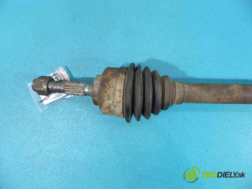 Citroen C3 2002-2009 1.4 8V - 73 HP manual 54 kW 1360 cm3 5- Poloos pravá  (Poloosy)