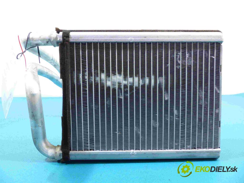 Kia Carens III  2006-2013 2.0 CRDi 140 HP manual 103 kW 1991 cm3 5- Výhrevné teleso, radiátor kúrenia  (Radiátory kúrenia)