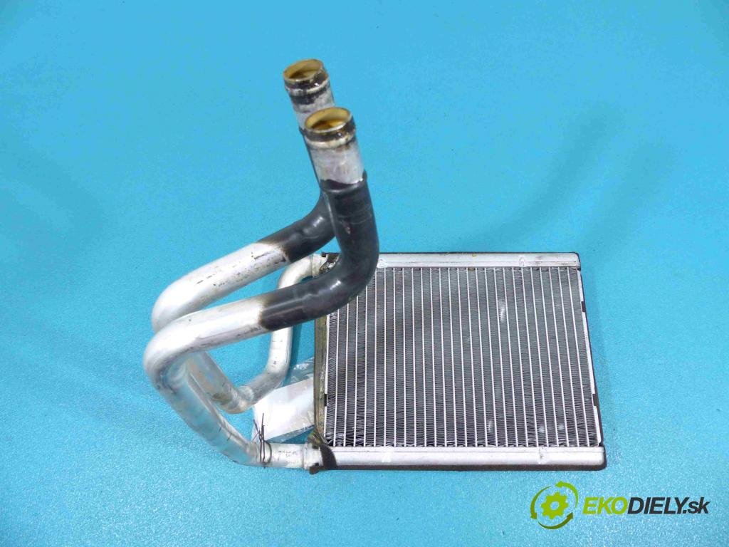 Kia Carens III  2006-2013 2.0 CRDi 140 HP manual 103 kW 1991 cm3 5- Výhrevné teleso, radiátor kúrenia  (Radiátory kúrenia)