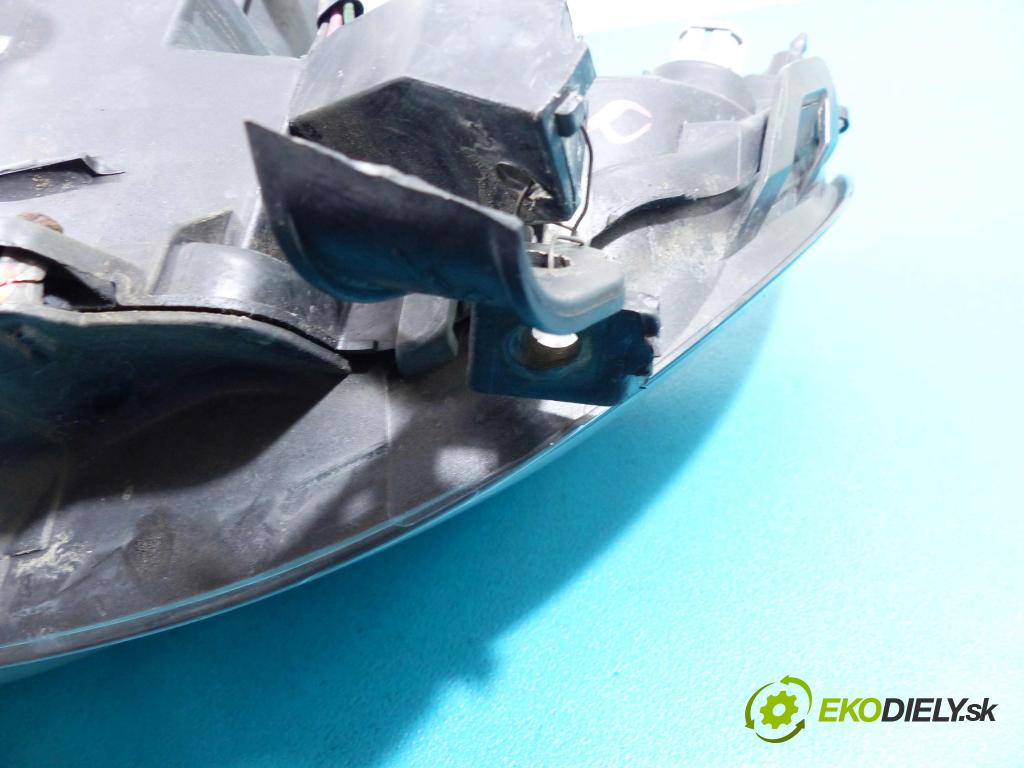 Subaru Legacy outback III 2003-2009 2.0 D boxer 150 hp manual 110 kW 1998 cm3 5- světlomet pravý