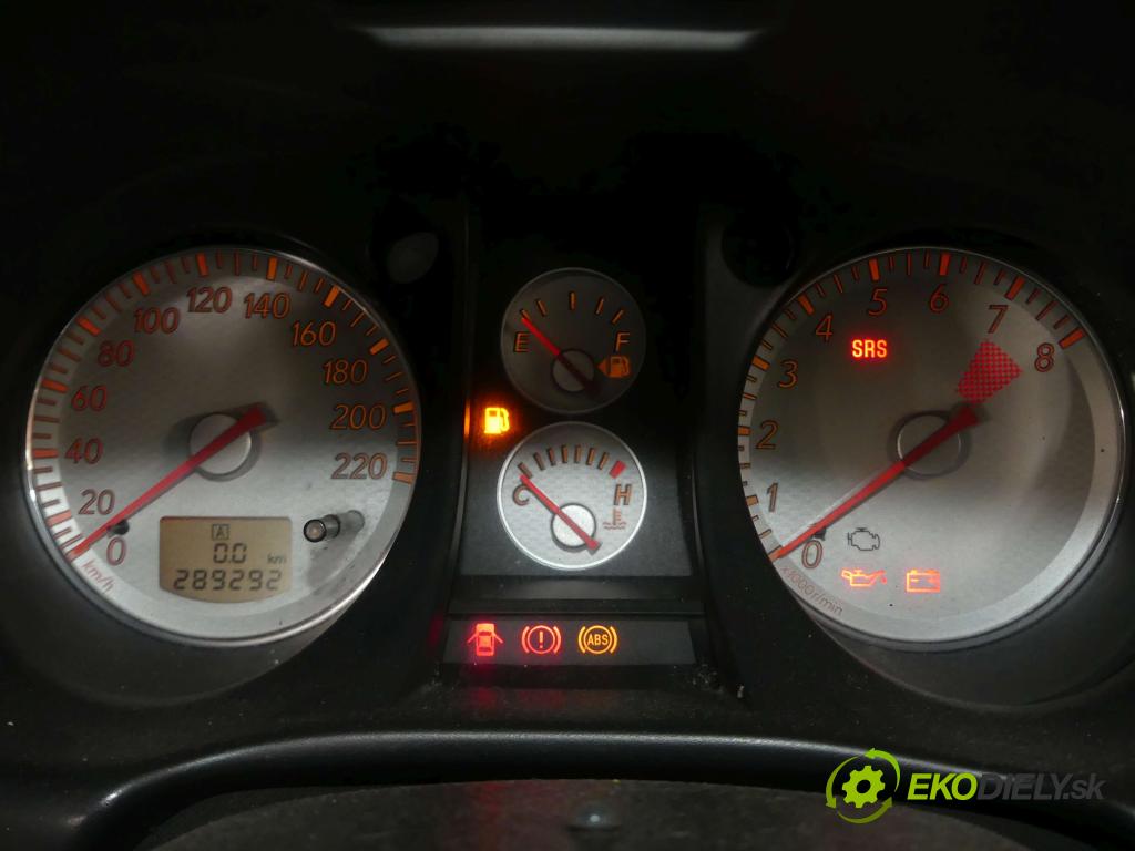 Mitsubishi Outlander I 2003-2006 2.0 16V 136 HP manual 100 kW 1997 cm3 5- Prístrojovka MN151132 (Prístrojové dosky, displeje)