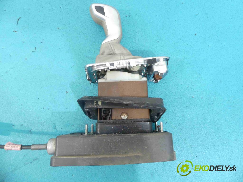 Citroen C5 II 2008-2017 2.0 HDI 136 HP automatic 100 kW 1997 cm3 4- Kulisa - - 9681617780 (Rýchlostné páky / kulisy)