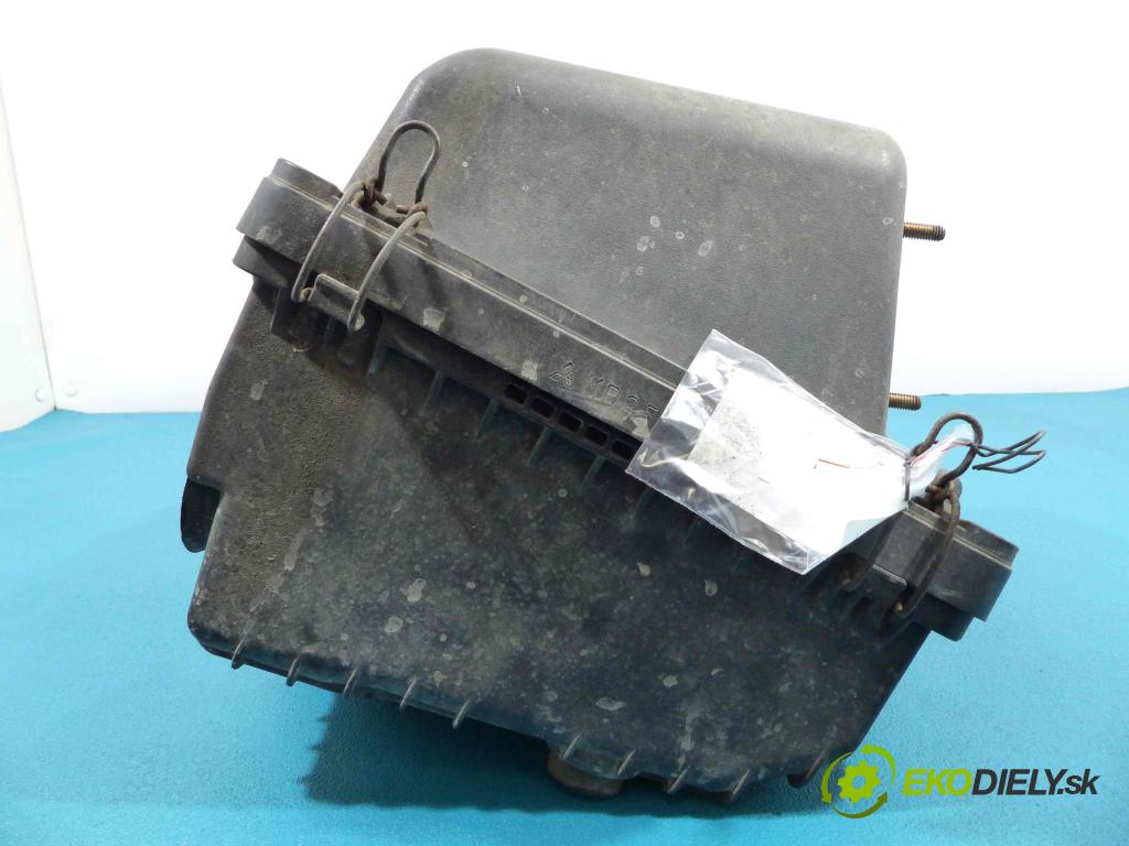 Mitsubishi Pajero III 2000-2004 3.5 V6 203km automatic 149 kW 3497 cm3 5- obal filtra vzduchu MR355408 (Kryty filtrů)