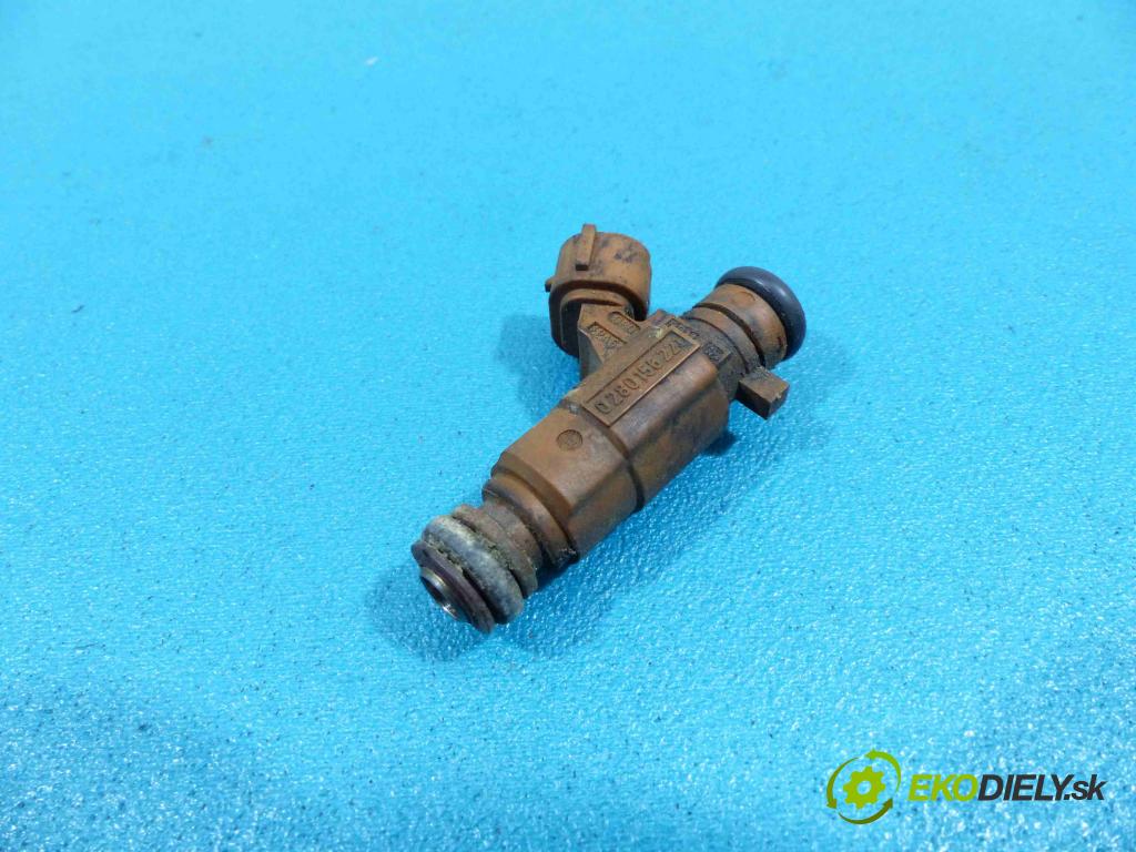 Audi A8 D3 2002-2009 6.0 automatic 331 kW 5998 cm3 4- vstřikovač 07C906031C