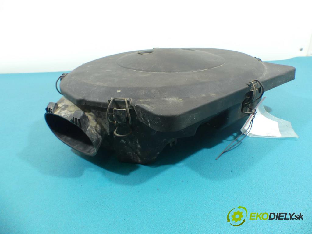 Skoda Felicia 1.3 - 68 hp manual 50 kW 1289 cm3 5- obal filtra vzduchu 032129611C (Kryty filtrů)