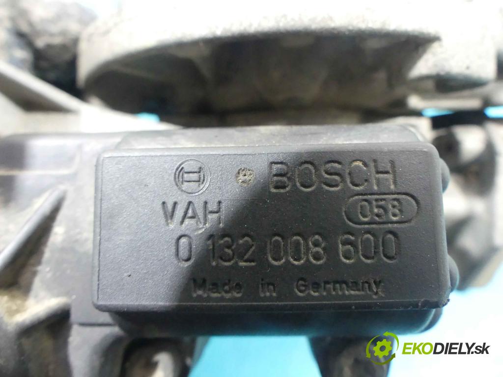 Skoda Felicia 1.3 68 hp manual 50 kW 1289 cm3 5- karburátor 0132008600 (Karburátory)