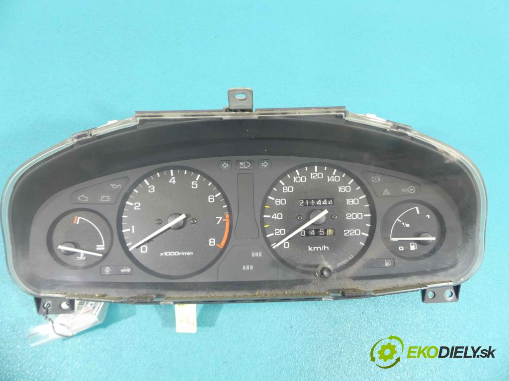 Honda Civic VI 1995-2001 1.6 16V 116 HP manual 85 kW 1590 cm3 5- Prístrojovka  (Prístrojové dosky, displeje)