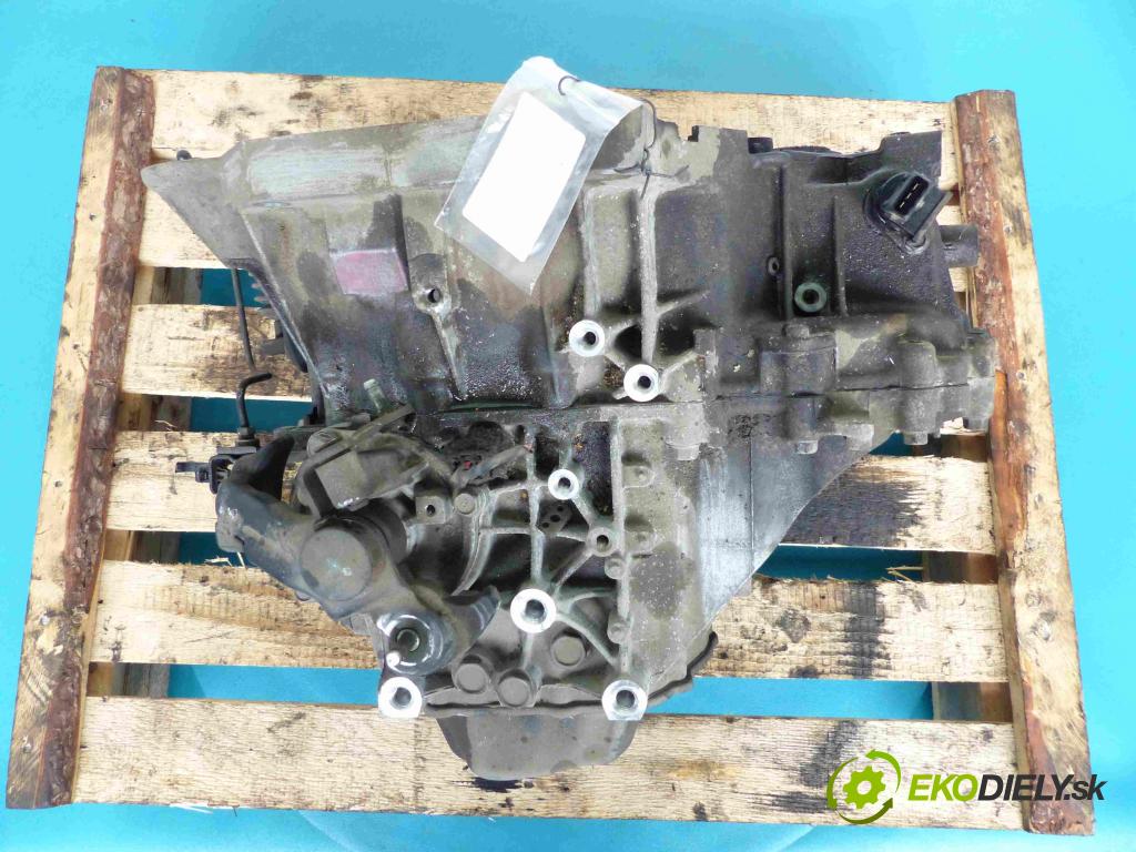 Kia Ceed I 2006-2012 1.4 105 hp manual 77 kW 1396 cm3 5- manual TBJ5